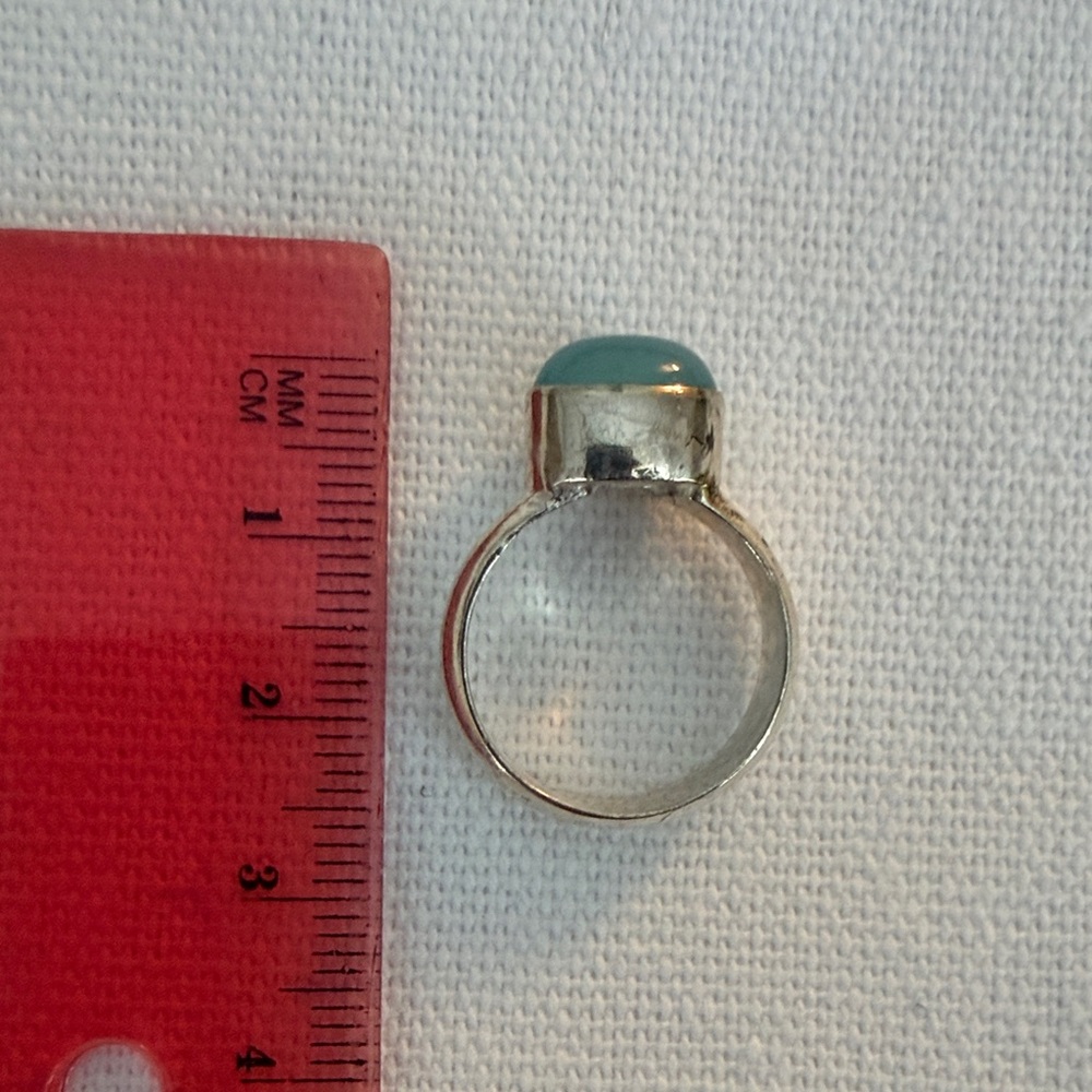 Elegant Silver and Blue Stone Ring